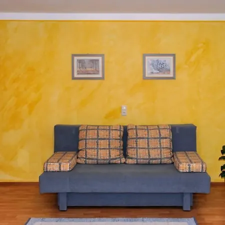 Daire Appartementhaus Fuchs Christian *